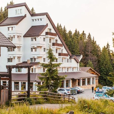 Hotel Alpin Rarau 坎普朗莫道尼斯 外观 照片